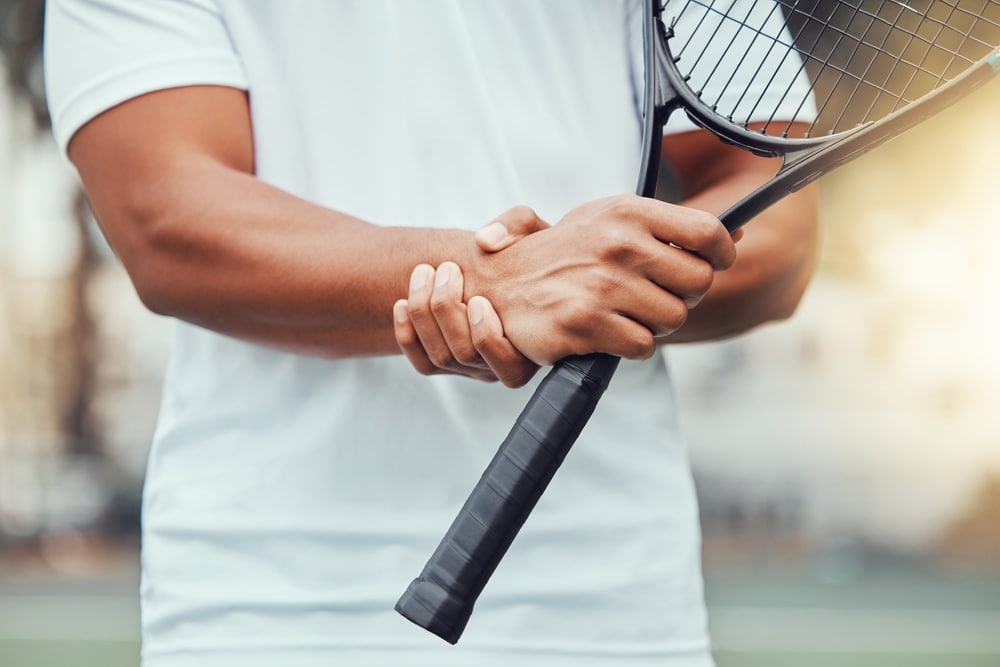 Sports Injury Treatment FAQ: Your Questions Answered Fretured Image